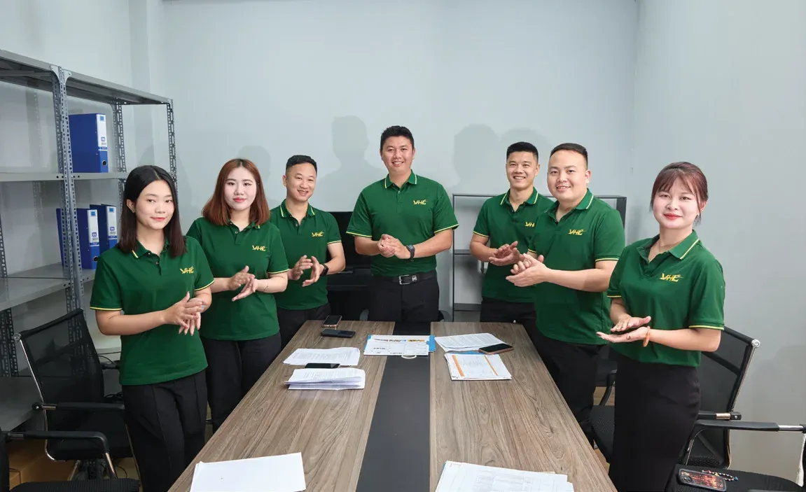 Đội ngũ trong phòng họp
